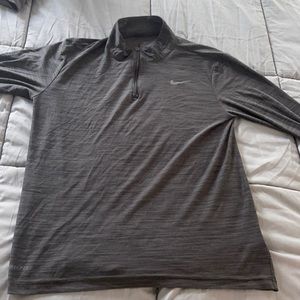 Nike Dri Fit Half-Zip Medium